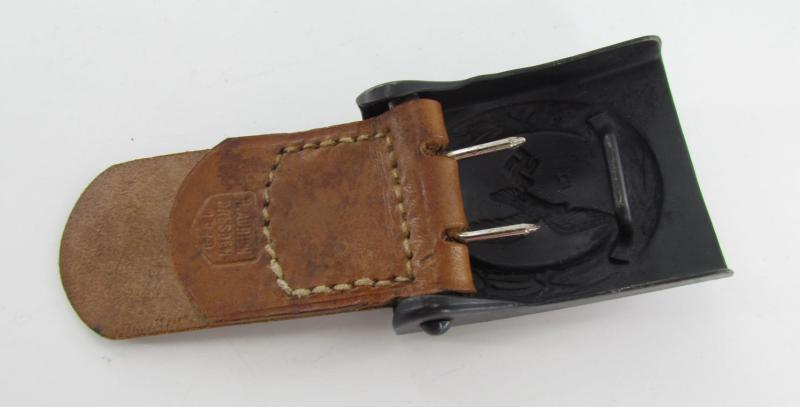 Luftwaffe belt buckle by Hermann Aurich 1940 ( Mint )