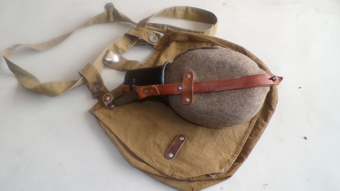Hitler Youth Breadbag & Early Pattern Canteen