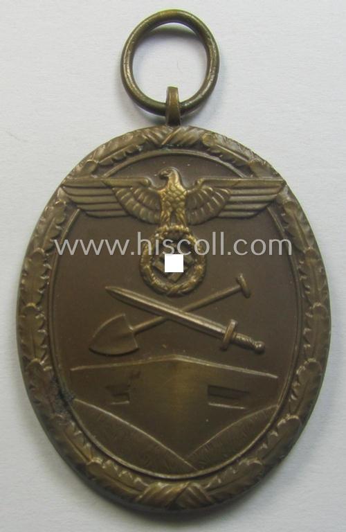 Medal-set: 'Deutsches Schutzwall Ehrenzeichen' (aka: 'Westwall'-medal) being a non-maker-marked- and/or: 'Buntmetall'-based specimen