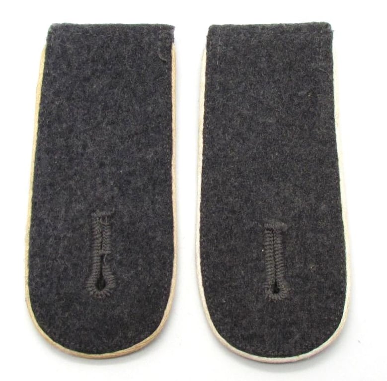 Luftwaffe ‘Hermann Göring’ division shoulder boards