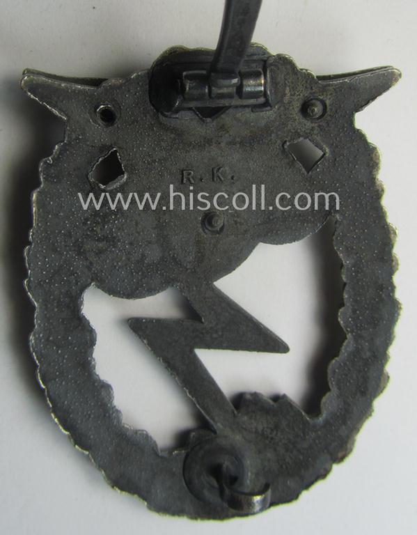 Luxuriously-styled, WH (LW) 'Erdkampfabzeichen' by: 'Rudolf Karneth'