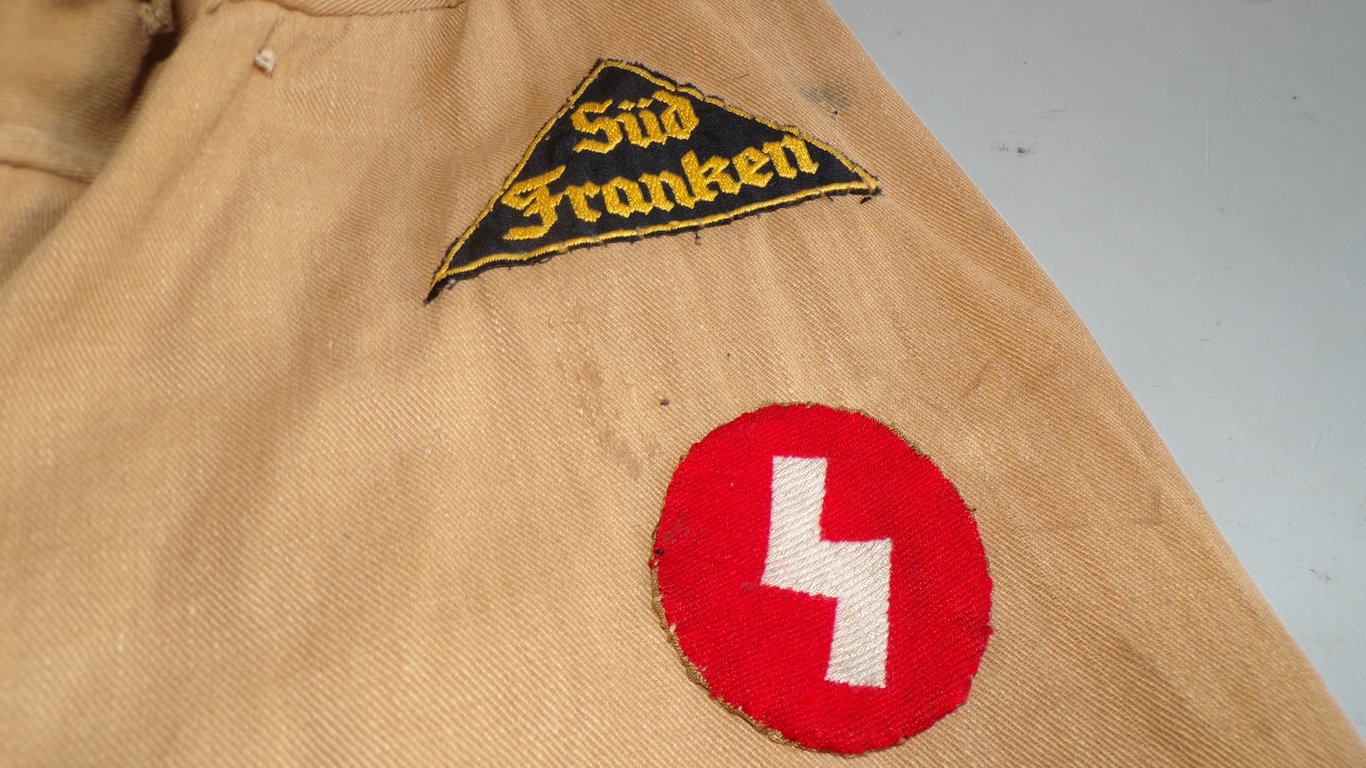 Complete WWII DJ Youth Mannequin Display