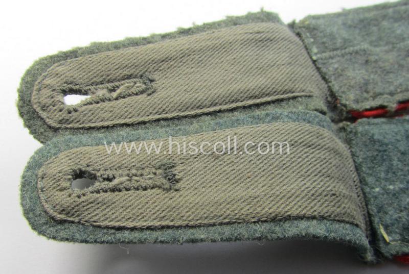 Pair of WH (Heeres) early- (ie. mid-) war-period- (ie. 'M40'- ie. 'M43'-pattern), 'standard-issued' EM-type shoulderstraps as was intended for a: 'Soldat eines (Sturm)Art.-Abtlgs. o. Rgts.'