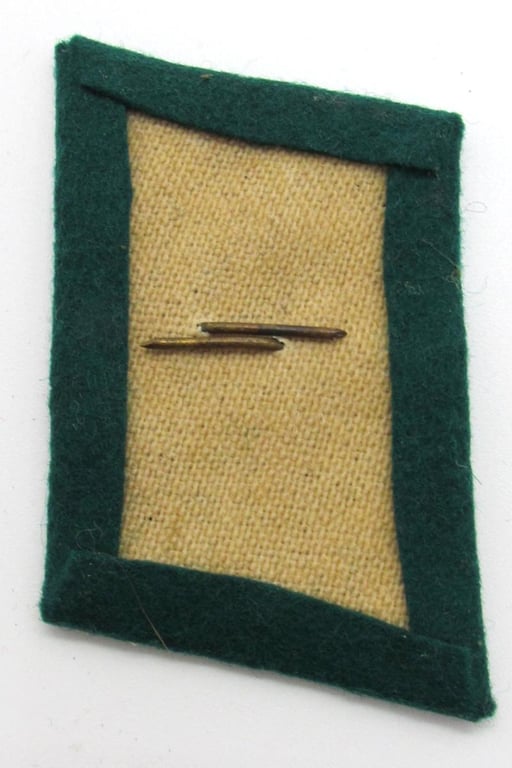 Luftwaffe Field Division 'Flieger' collar tabs