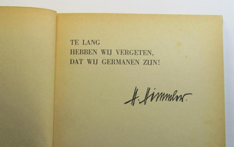 Superb - truly rarely found and Dutch-language issued! - Dutch volunteer-related book(let) entitled: 'Germaansch Ontwaken - Brieven van Germaanse Vrijwilligers' and that comes in an overall nice- (albeit used- ie. read, condition)