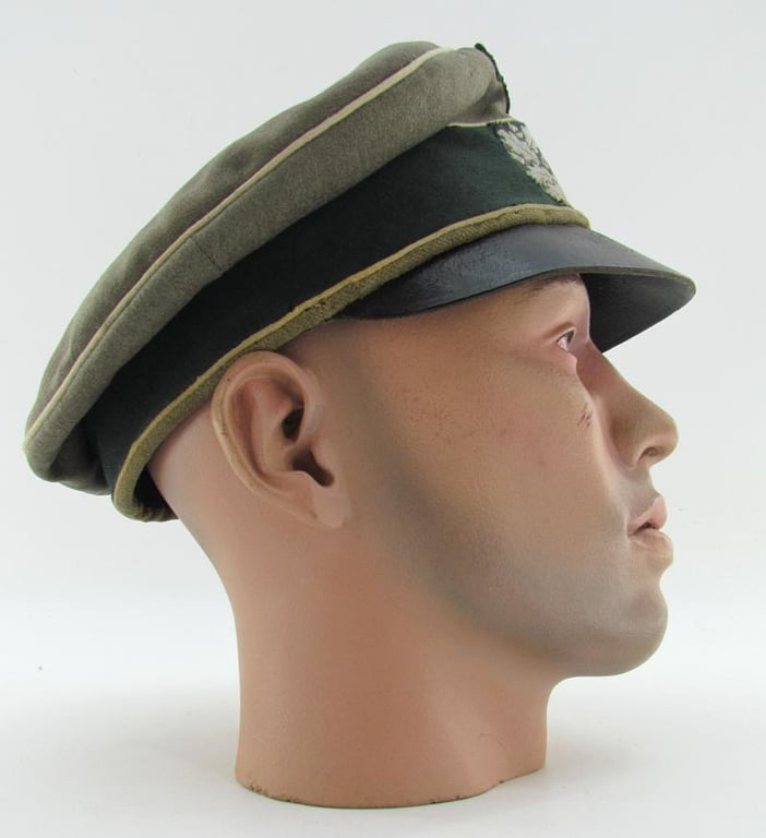 Wehrmacht (Heer) Infantry Officer 'Crusher' Visor Cap