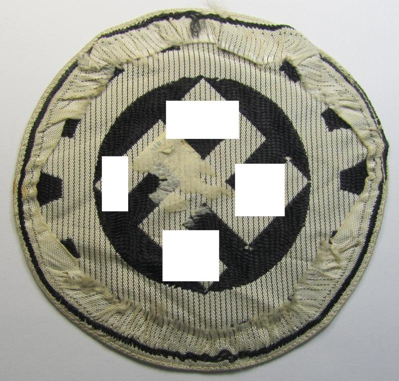 Neat, 'DAF' (ie. 'Deutsches Arbeitsfront o. Werkschar'-) related sport-shirt emblem as executed in 'BeVo'-weave pattern that shows the remains of an 'RzM'-etiket and that comes in a moderatetely used- ie. I deem shirt-removed-, condition