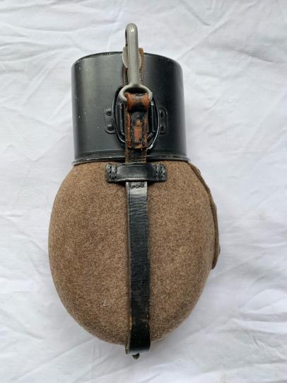 WH (Heer) M31 Canteen and Cup -HRE36-