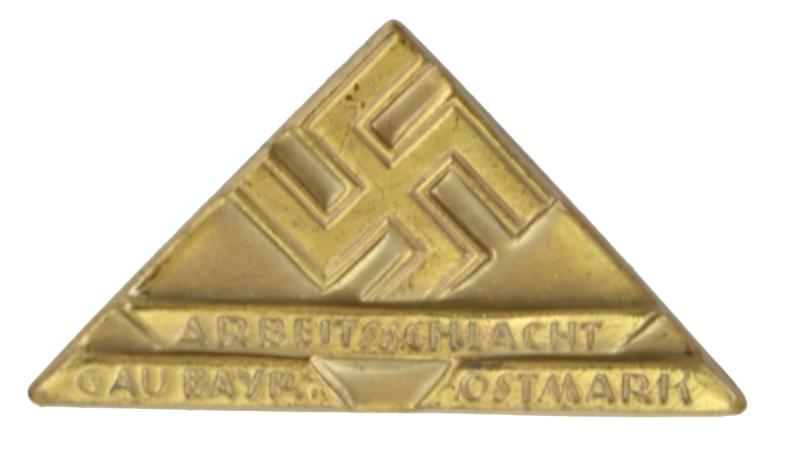 German Arbeitsschlacht Gau Bayr. Ostmark Badge