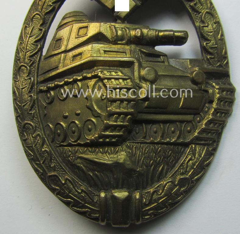 'Panzerkampf-Abzeichen in Bronze' being a (typical!) unmarked, 'Buntmetall'-based- and/or 'hollow-back'-specimen as was produced by the: 'Karl Würster'-company