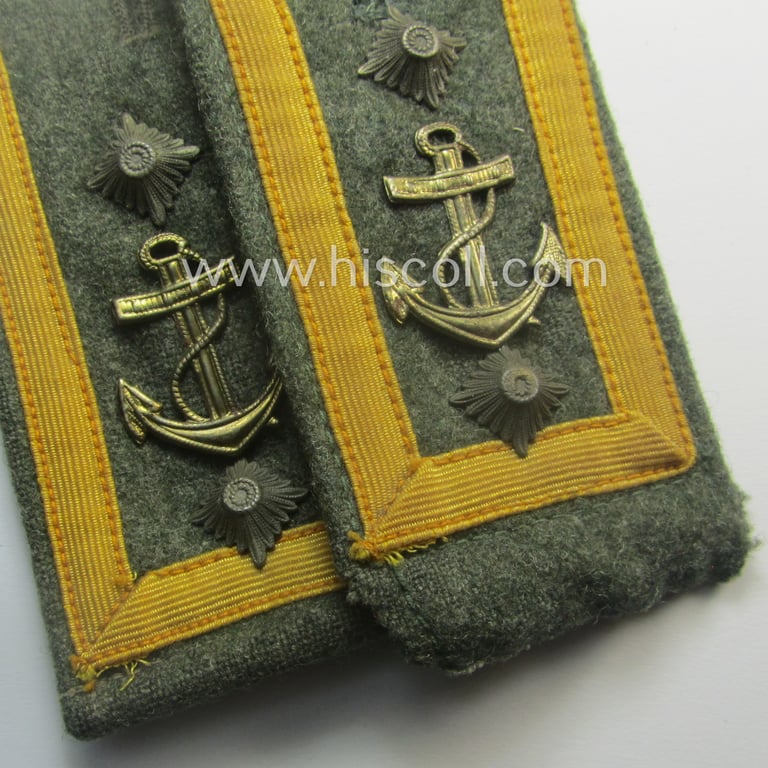 Pair of neatly 'cyphered'- (and I deem somewhat later-war-period), WH (Kriegsmarine) NCO-type shoulderstraps as intended for usage by an: 'Oberfwbl. eines Küsten-Artillerie-Abtgs.'