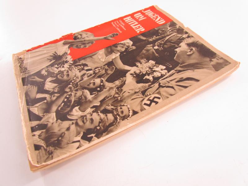 Book : Jugend Um Hitler