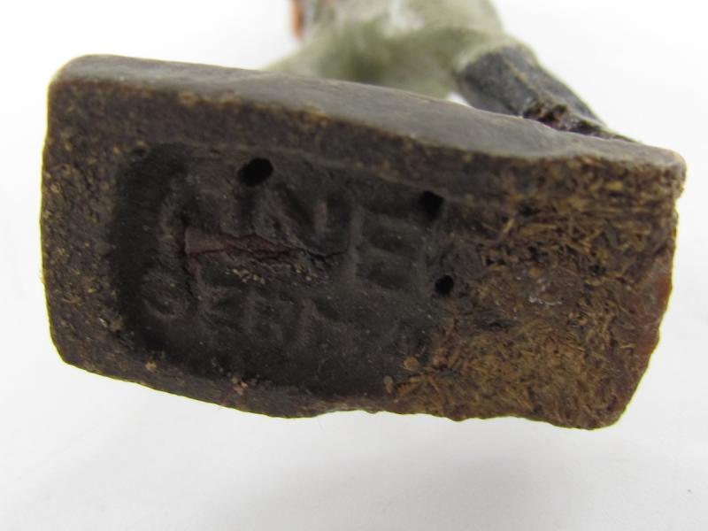 Lineol - standard bearer marching, with national flag