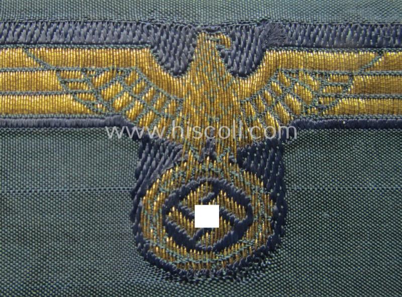 WH (Heeres) general-officers'-pattern cap-eagle (ie. 'Schiffchenadler für Generale des Heeres') as executed in golden-coloured, so-called: 'BeVo-flatwire-weave'-pattern