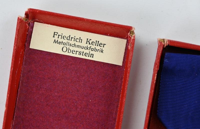 German 25 Years Faithful Service Medal in box