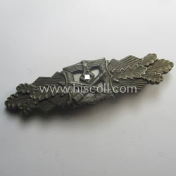 'Nahkampfspange in Bronze' (or: bronze-class close-combat clasp ie....