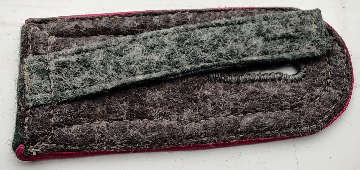 WW2 German NCO veterinary shoulder strap