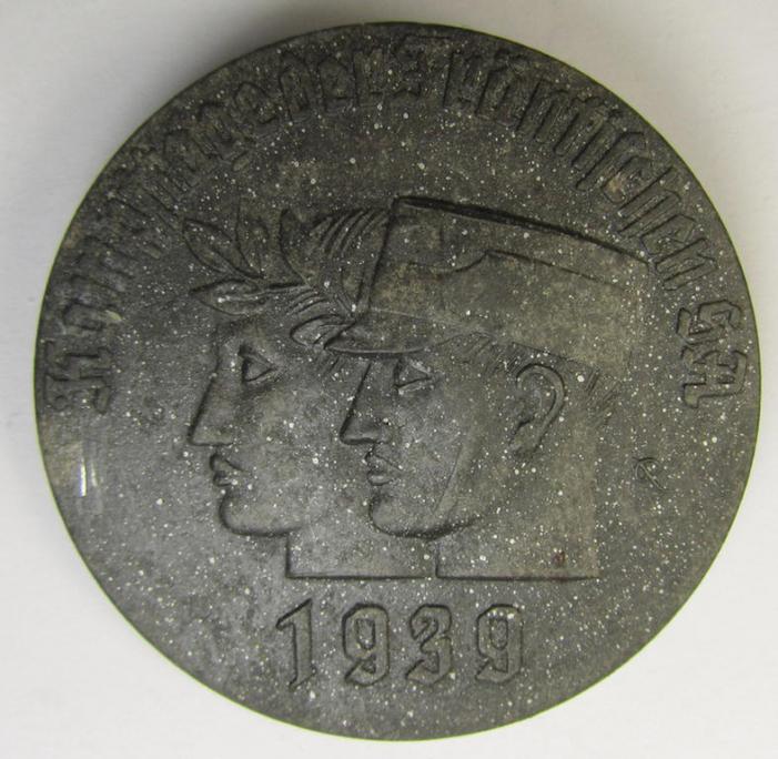 Zinc-based, SA- (ie. 'Sturmabteilungen'-) related day-badge (ie. 'tinnie') being a maker- (ie. 'L.Chr. Lauer - Nürnberg-Berlin - RzM M9/3'-) marked example entitled: 'Kampftage der Fränkischen S.A. - 1939'