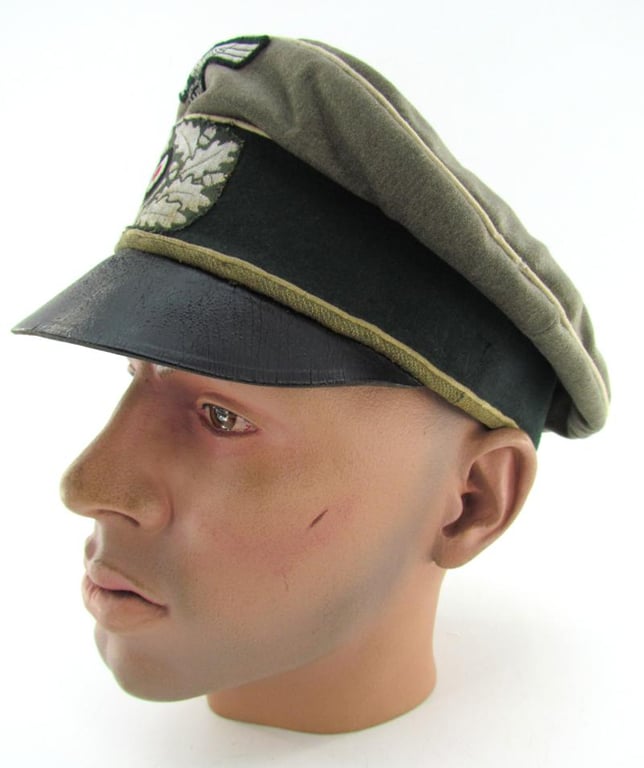 Wehrmacht (Heer) Infantry Officer 'Crusher' Visor Cap