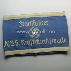 Unusually seen, linnen-based- and/or light-blue-coloured, DAF- (ie. KDF-)...