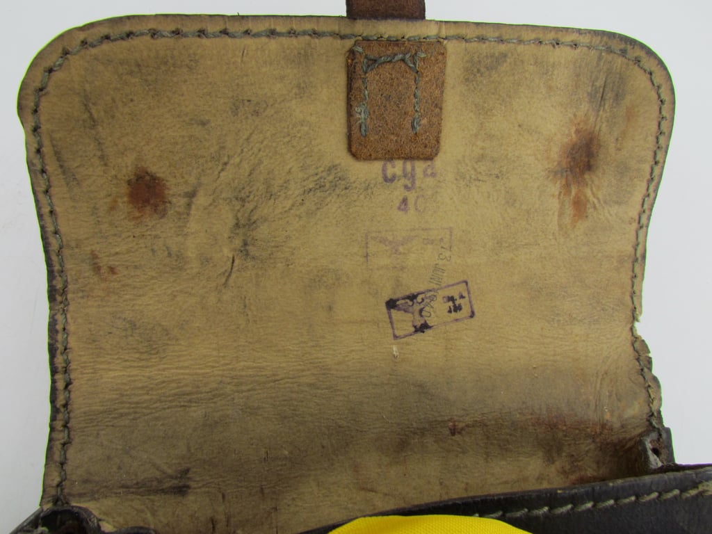 Rare Wehrmacht Satz Spürfähnchen – Complete with Leather Carrying Case and Original Trassenband – 1940