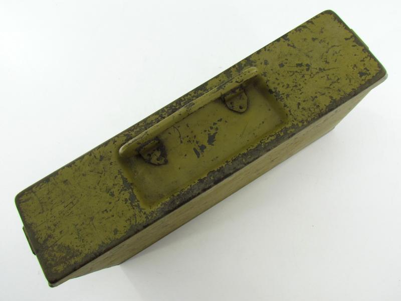Tan Painted MG34/42 'Patronenkasten 41'