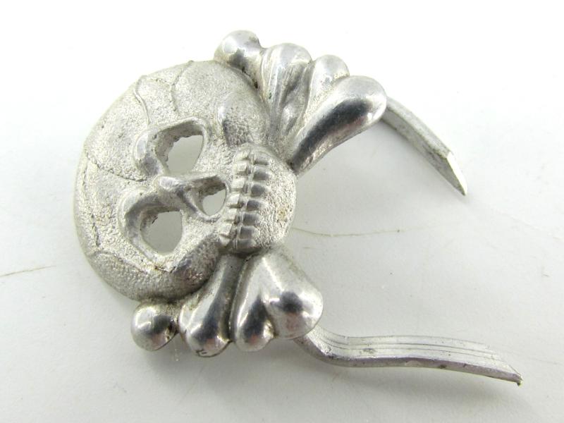 Wehrmacht (Heer) 1x Panzer Collar Tab Skull