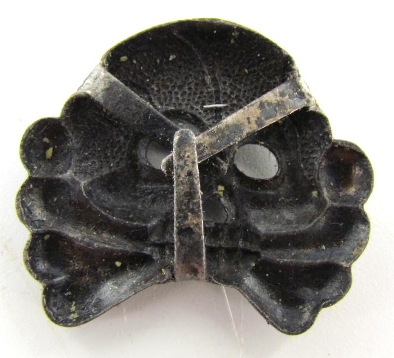 Wehrmacht (Heer) Panzer collar tab skull set