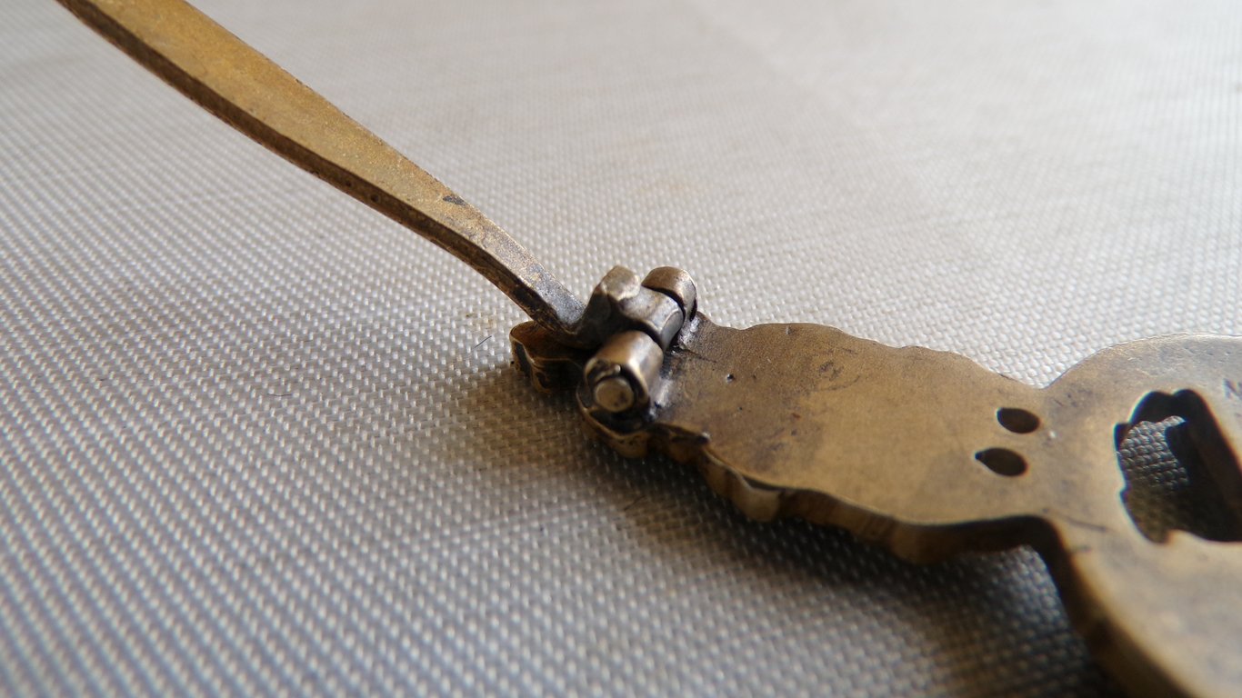 Luftwaffe Reconnaissance Clasp in Gold