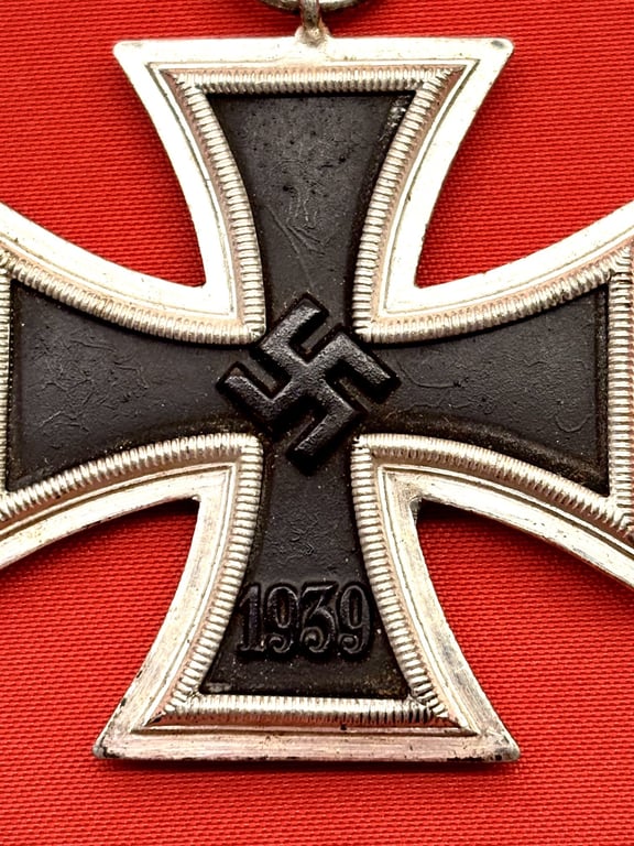 AUTHENTIC WWII IRON CROSS 2RD CLASS RING STAMPED FOR, BERG & NOLTE LUDENSCHELD GERMANY CLOSE TO MINT CONDITION.
