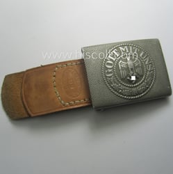 WH (Heeres) 'standard-pattern', field-grey-toned- and aluminium-based belt-buckle being...