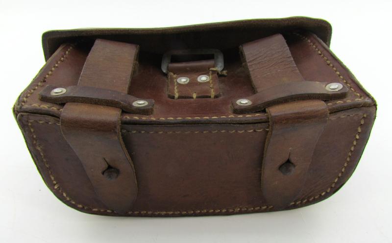 Wehrmacht ‘Sanitäter’ medic pouch by dny 1942