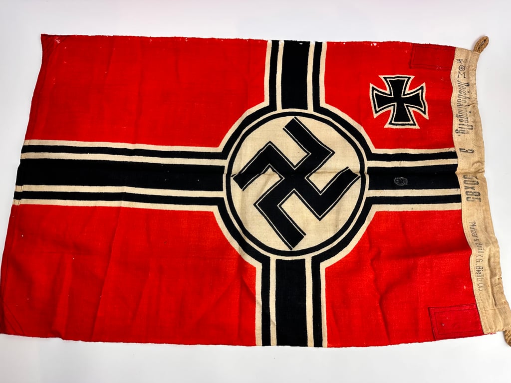 Kriegsmarine U-boot size "Kriegsflagge"50x85cm RARE!!