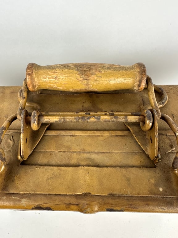 German WW2 Ammo Box for Flak 3,7 cm "Tan"