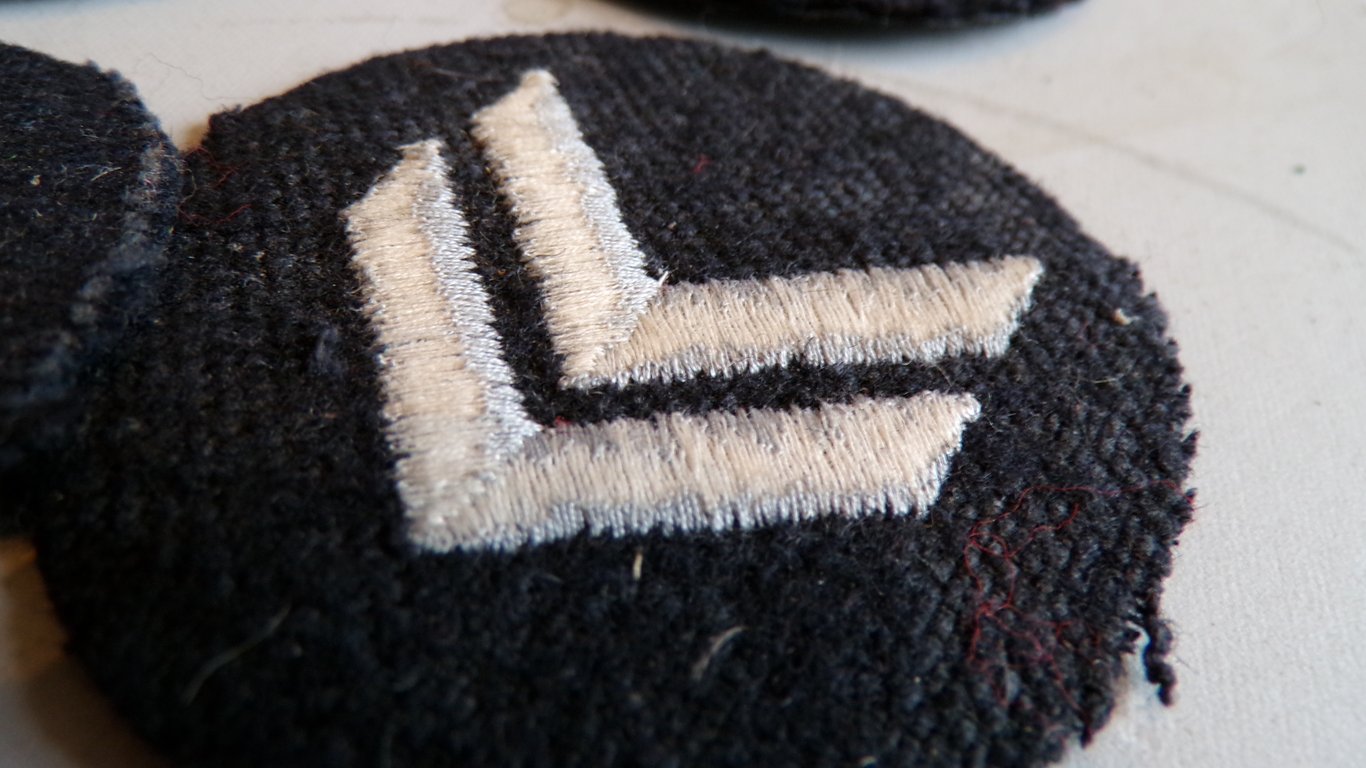 Hitler Jugend (HJ) / DJ Sleeve Rank Insignia