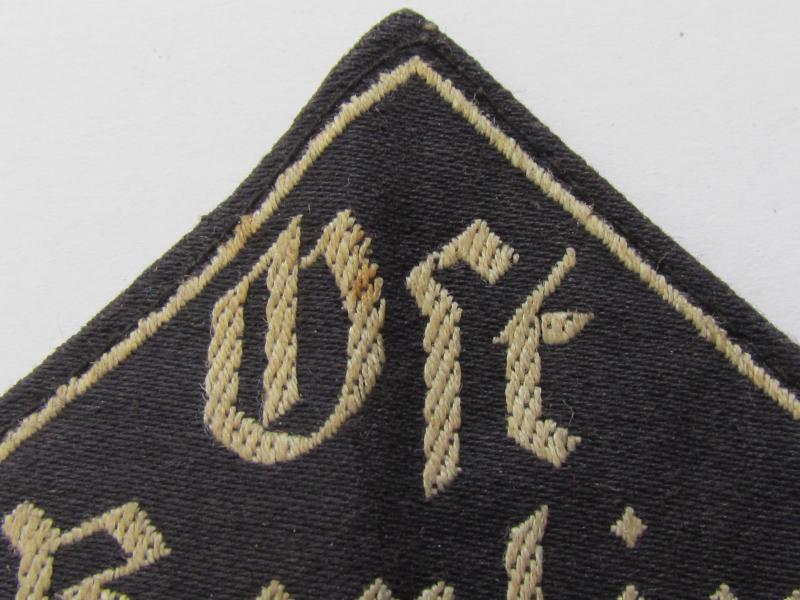 BDM ( Bund Deutscher Mädel ) Ost Berlin District Sleeve Triangle