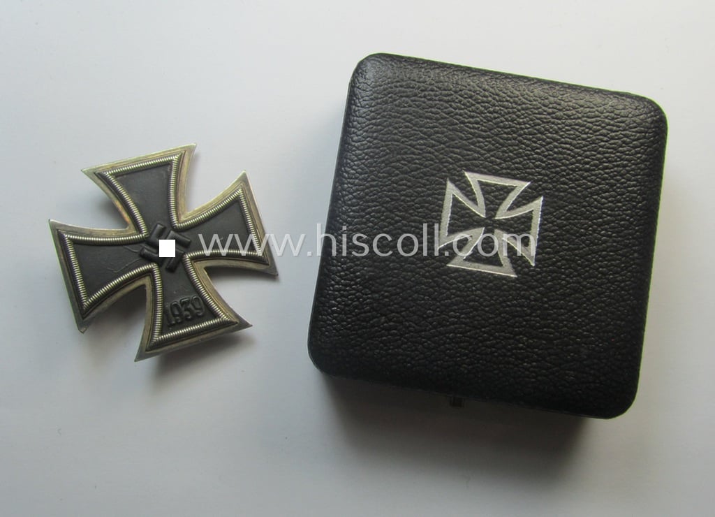 'Eisernes Kreuz 1. Klasse' (ie. Iron Cross 1st class) being an (I deem) early-war-period-produced (and neatly maker- ie. '65'-marked-) example by 'K&Q' that comes complete in its specific etui
