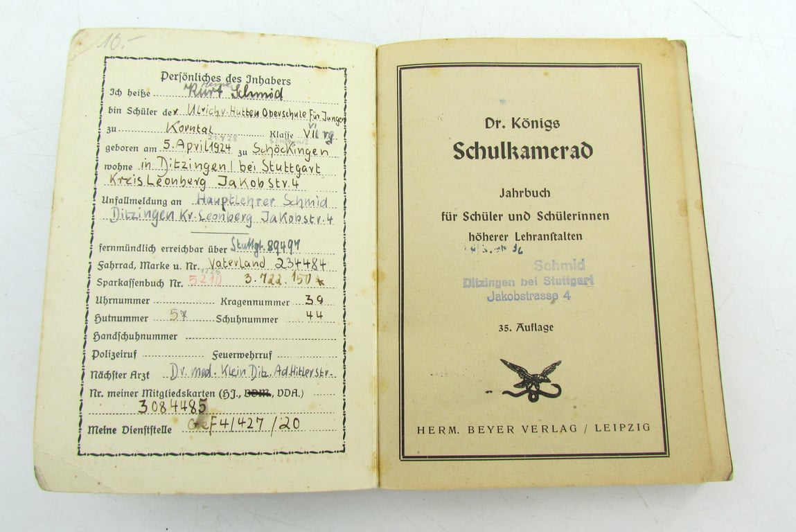 Hitler Youth small Booklet : "Schulkamerad" from Dr. Königs
