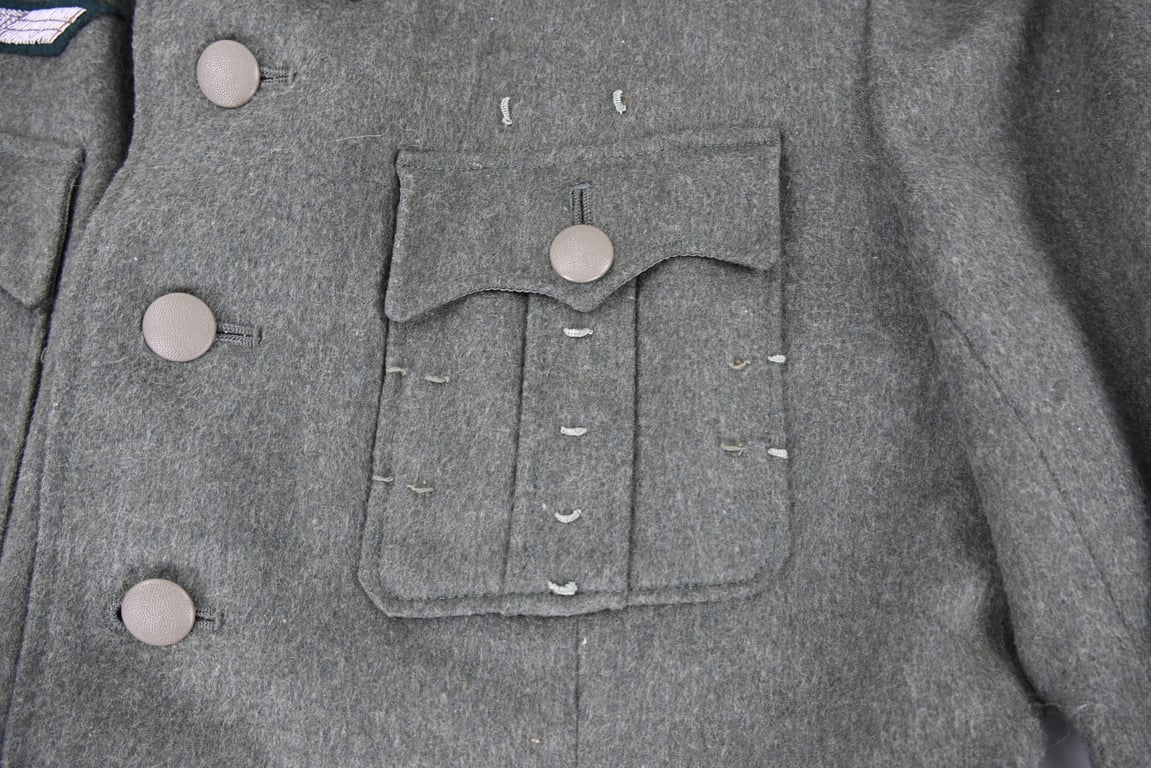 German WH DKIG Tunic Grenadier Regiment 105 Oberleutnant Hans Hoppe