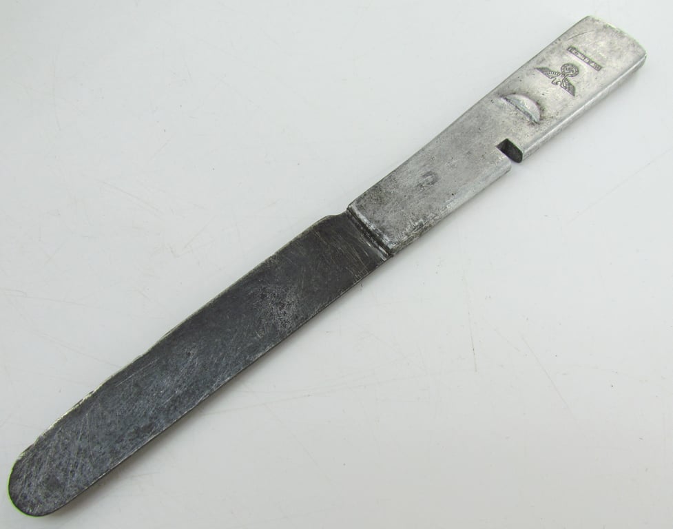 Wehrmacht Heer field cutlery knife marked WAL 43