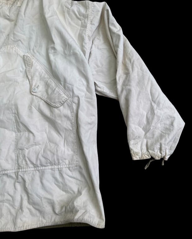 U.S. WWII reversible snow camouflage anorak/parka.