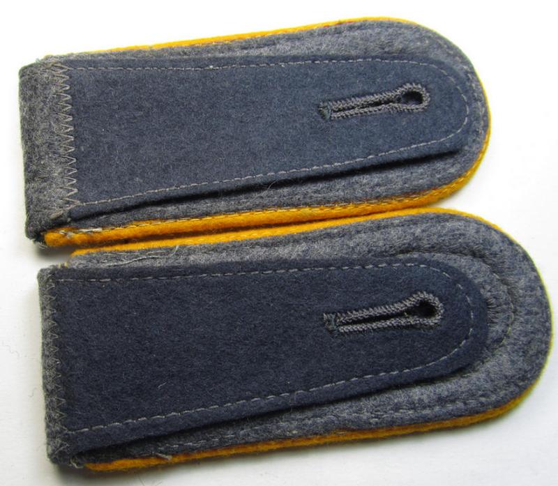 Superb - and fully matching! - pair of mid- (ie. later-) war-period, typical 'tailor-made' WH (Luftwaffe) NCO-type shoulderstraps as was intended for usage by an: 'Unteroffizier der Flieger o. Fallschirm-Truppen'