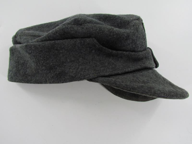 Heer M43 field cap in Italian wool ....RB numbered 1944