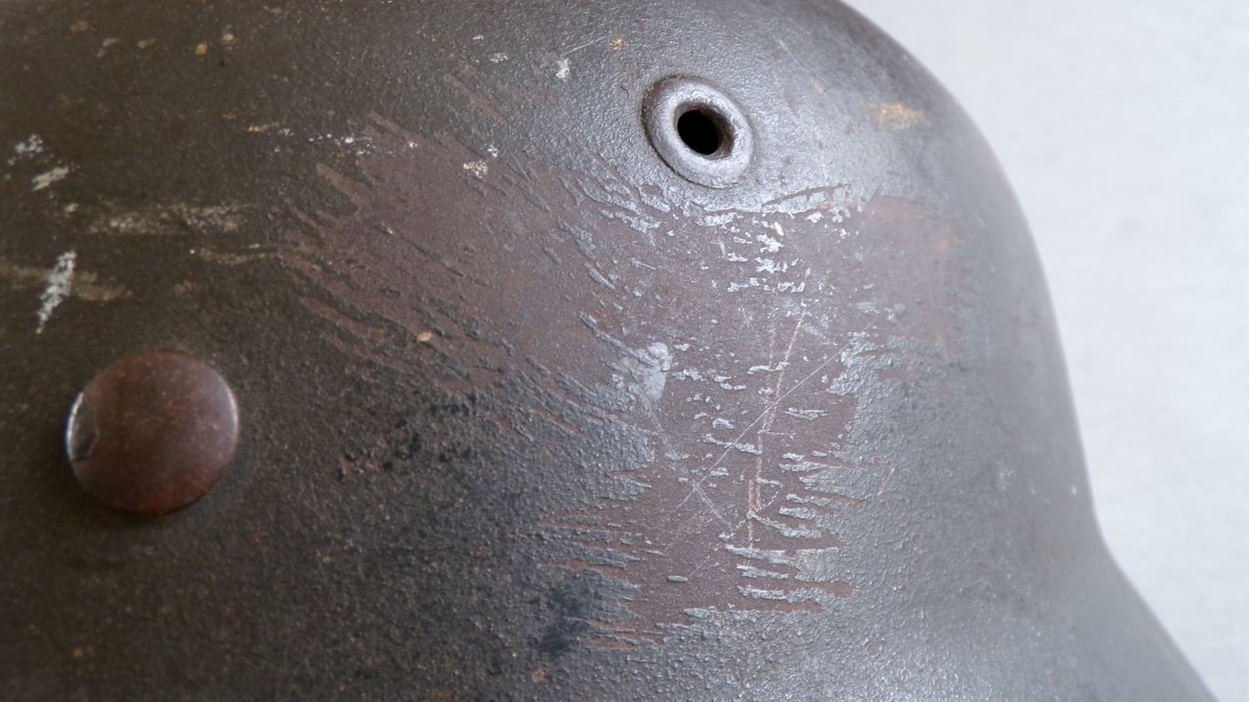 Luftwaffe M40 Combat Helmet – Q64