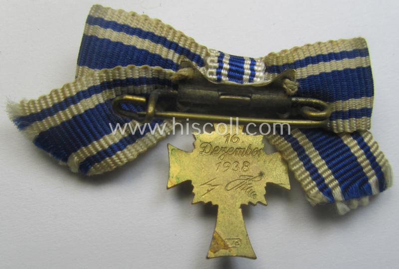 Miniature of an: 'Ehrenkreuz der deutschen Mutter - erste Stufe' (or: golden-class mothers'-cross) being a maker- (ie. 'L/15'-) marked example