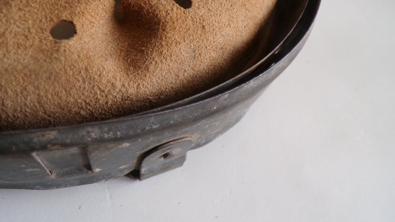 Unissued M31 Helmet Liner 64/57 (F.W.M. 1942)