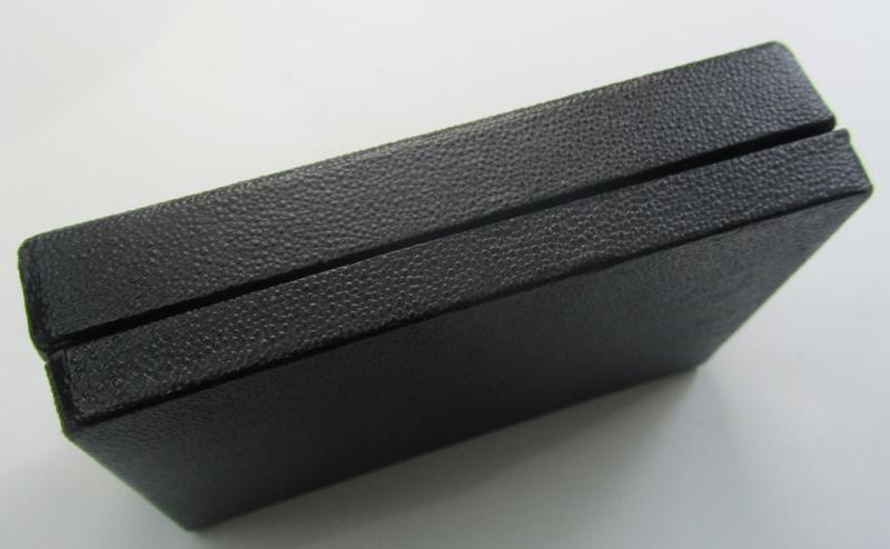 'Ehrenblattspange des Heeres' (or: army honour-roll clasp) being a 'Buntmetall'- (ie. 'Tombak'-) based example by the maker (ie. 'Hersteller') 'Otto Klein & Co.' that comes in its rarely seen black-toned etui