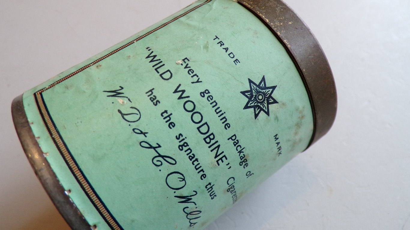 Wild Woodbine cigarettes from London, a full tin