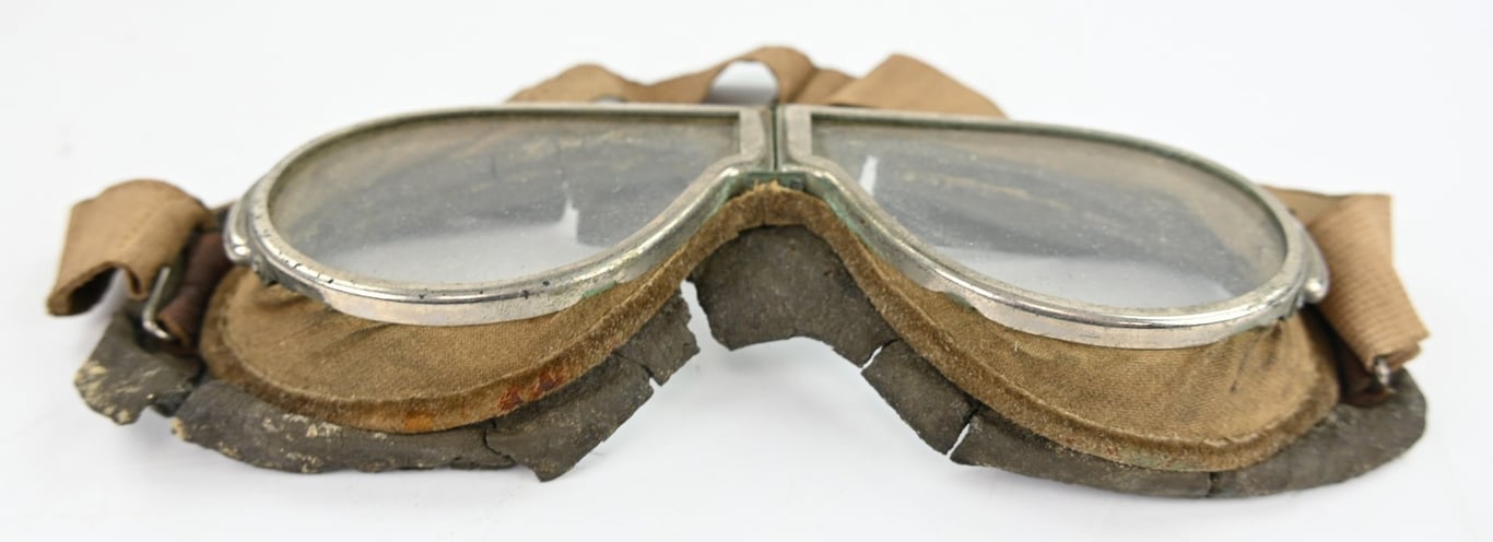 US WW2 Tanker Goggles in Case