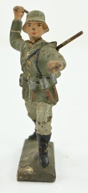 German Lineol Toy Figure 'Knife Thrower'